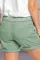 绿色休闲口袋翻边设计抽绳舒适短裤
