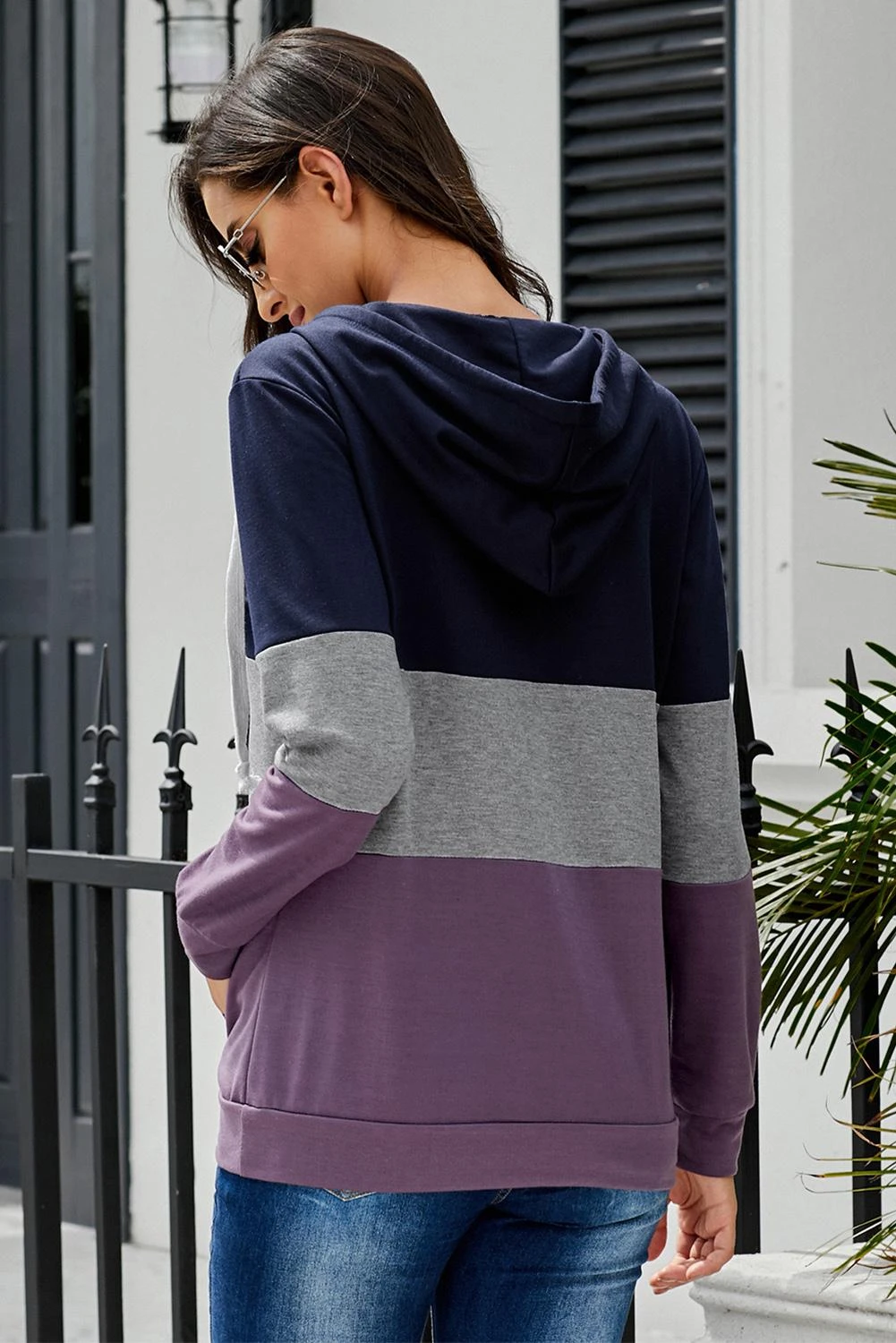 紫色拉链衣襟特色口袋时尚拼色长袖连帽衫 LC252778