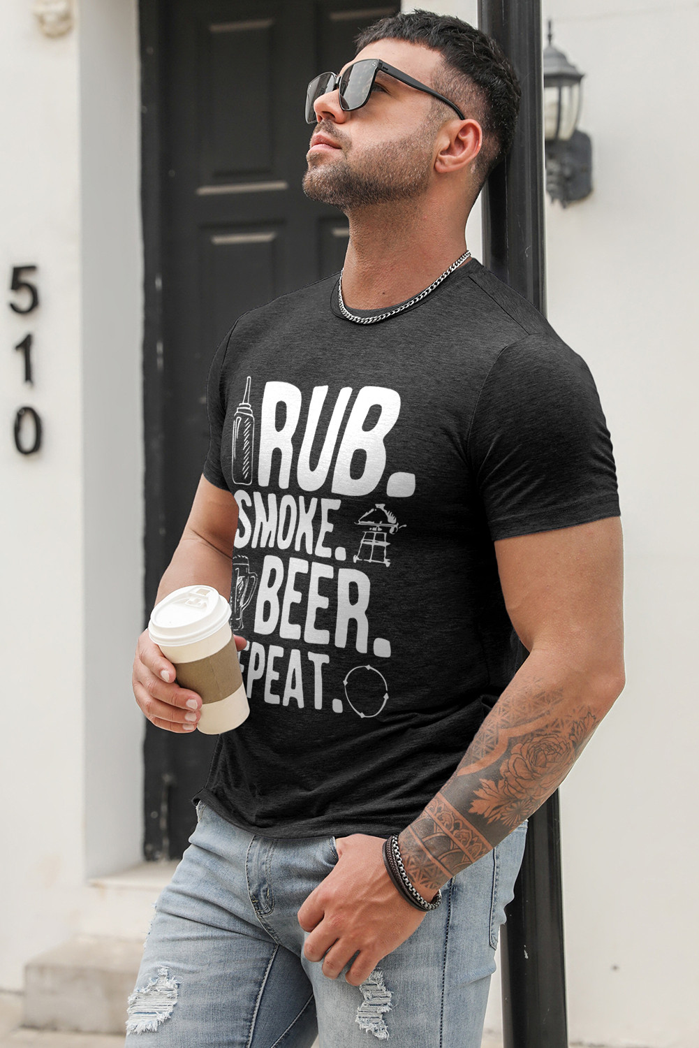 深灰色男士 RUB SMOKE BEER REPEAT 图案 T 恤 MC252971