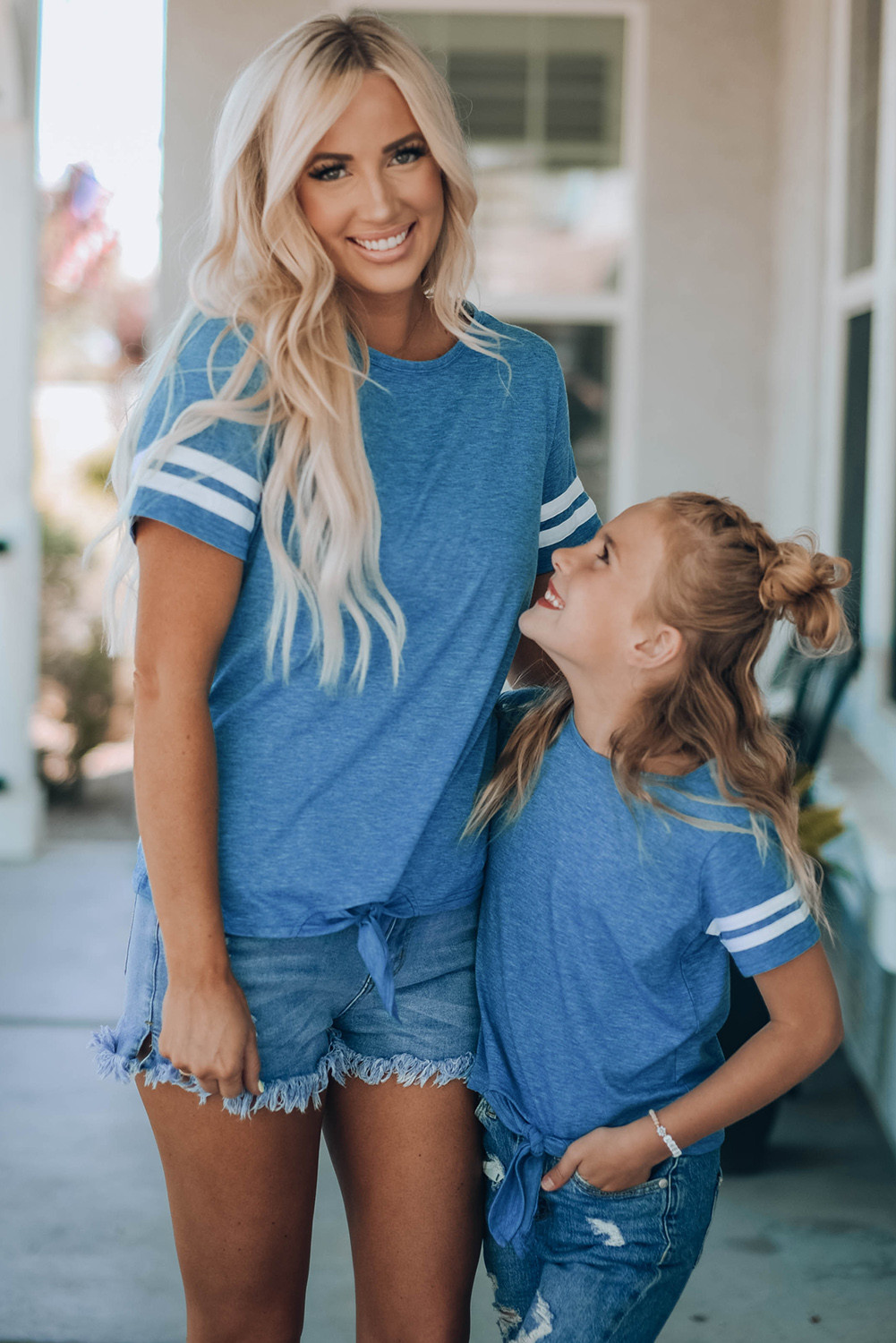 蓝色 Family Matching Mom's 领带结条纹 T 恤 LC619477