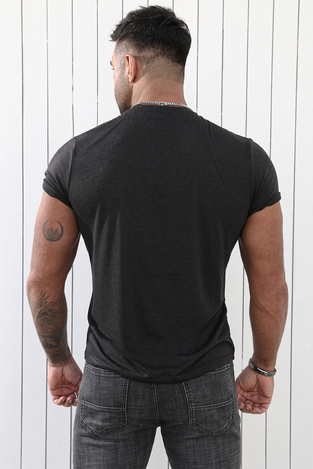 灰色纯色基本圆领短袖男士 T 恤 MC252852