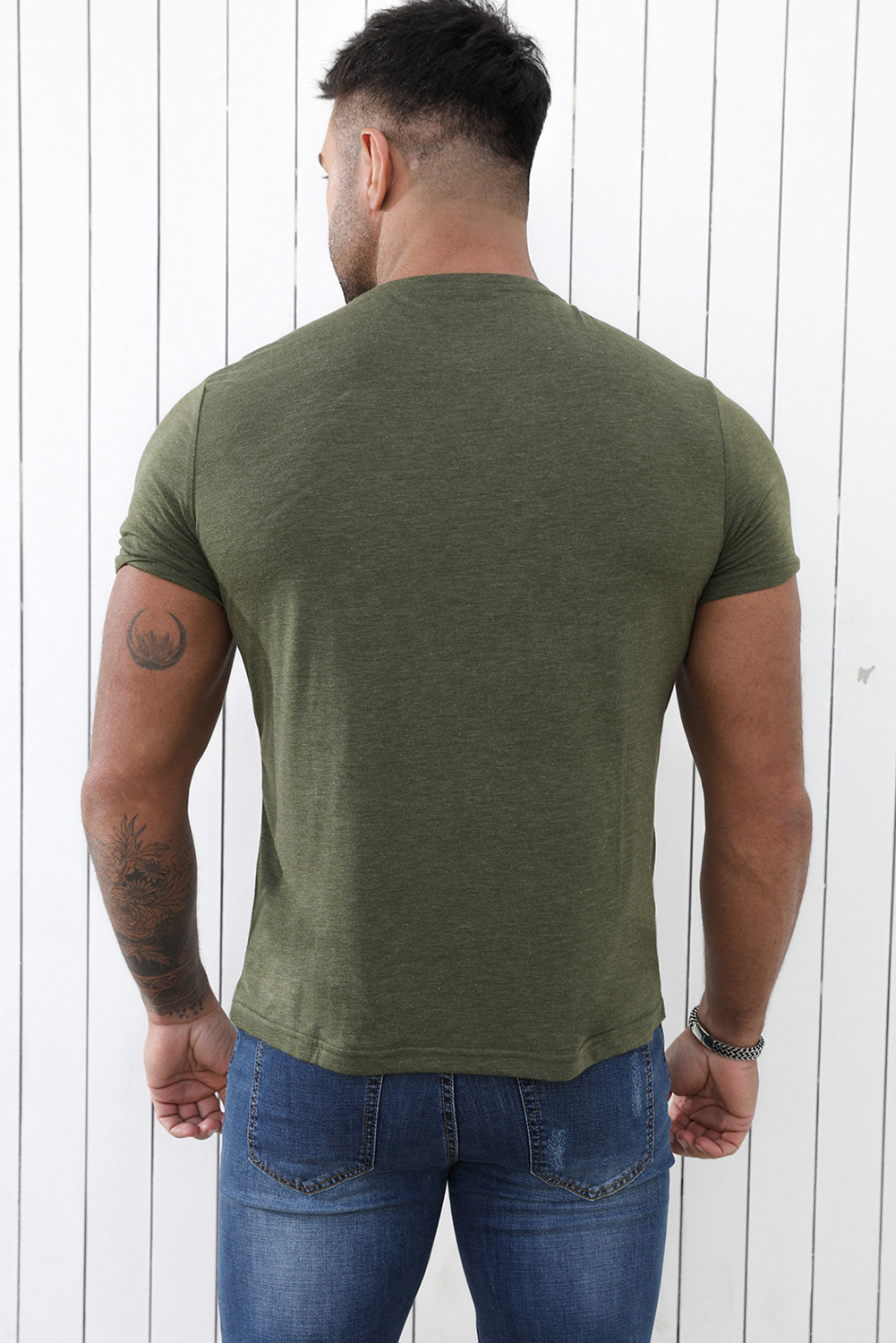 绿色纯色基本圆领短袖男士 T 恤 MC252852