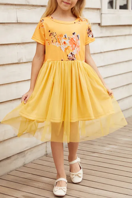 黄色花卉短袖帝国高腰薄纱覆层小女孩连衣裙