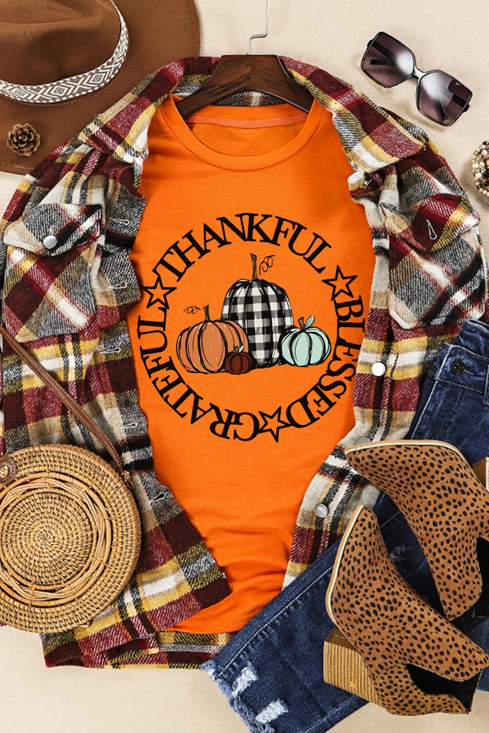 橙色Thankful Blessed Grateful 南瓜印花图案 T 恤 LC25218895