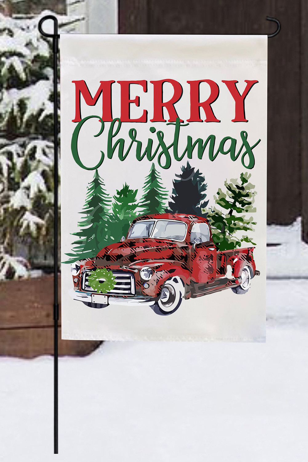 米色圣诞快乐圣诞树卡车图形打印花园旗帜 BH05344