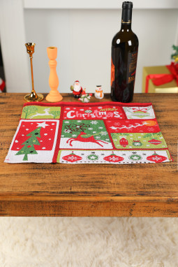 红色圣诞树针织桌垫