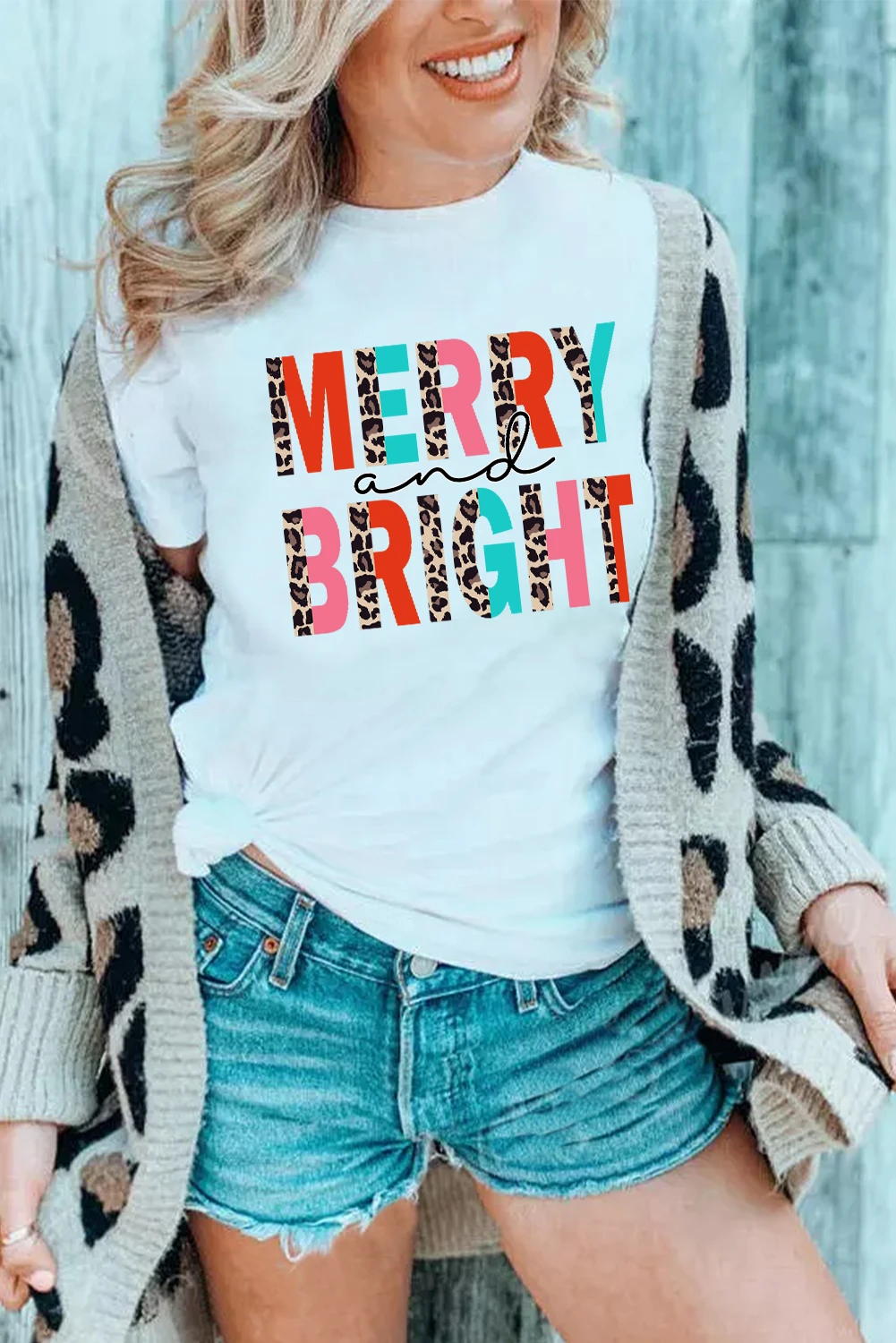 白色 Merry and Bright 豹纹印花短袖图案 T 恤 LC25218976