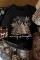 黑色豹纹圣诞树图案印花圆领 T 恤