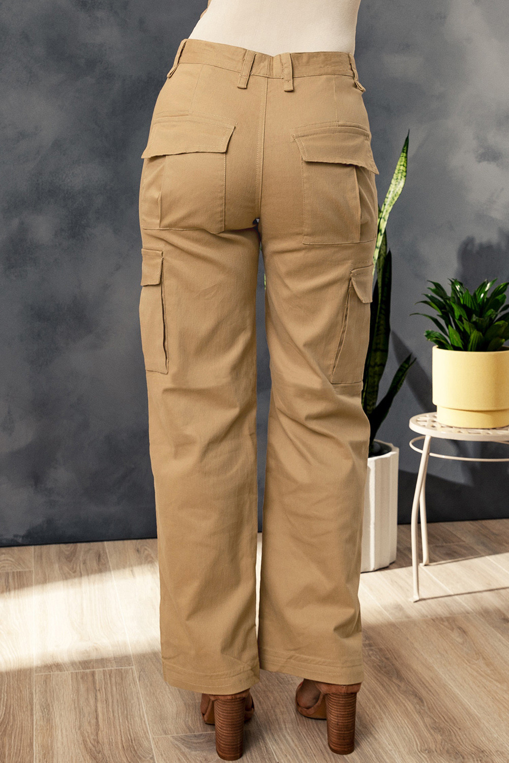 棕色多口袋直筒工装裤 LC7711558