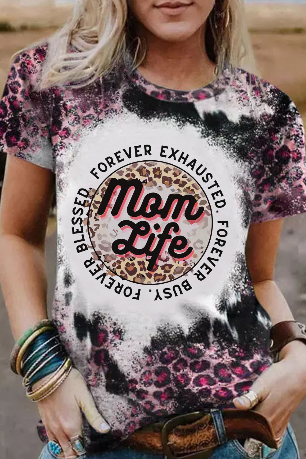 粉色 Mom Life 字母豹纹漂白图案 T 恤 LC25220338