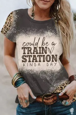 灰色 TRAIN STATION 豹纹漂白图案 T 恤