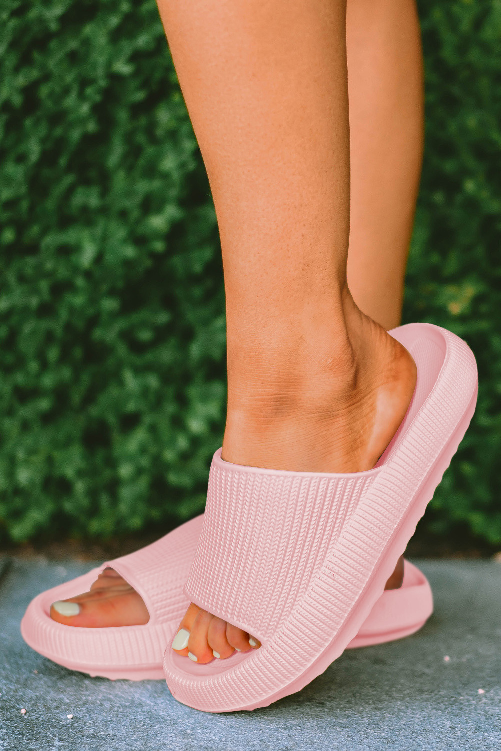 粉色镂空厚底凉鞋 BH022499
