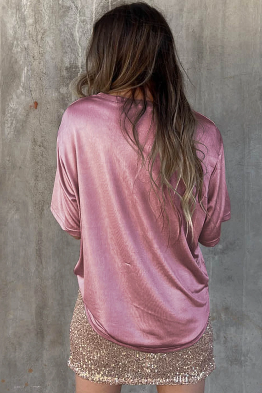 粉色胸袋宽松短袖 T 恤 LC25220162