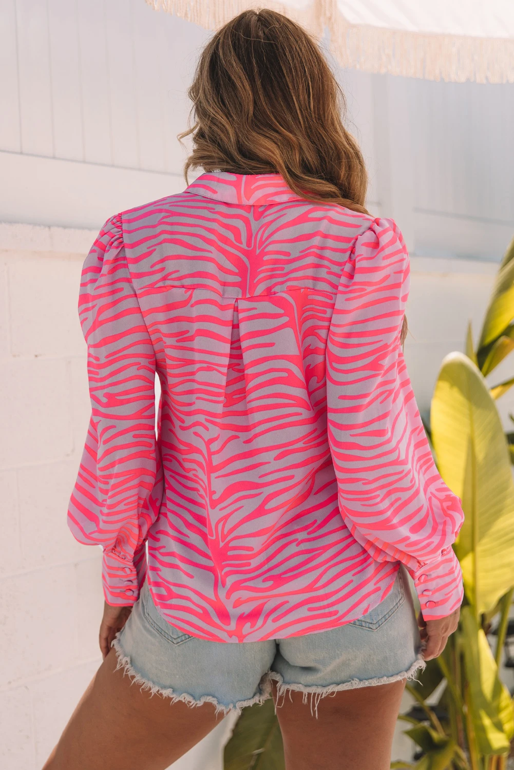 粉色斑马条纹印花灯笼袖衬衫 LC2553067