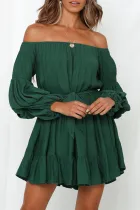 绿色露肩分层泡泡袖荷叶边连衣裙
