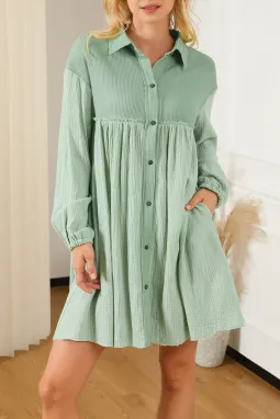 绿色拼布褶皱泡泡袖衬衫连衣裙