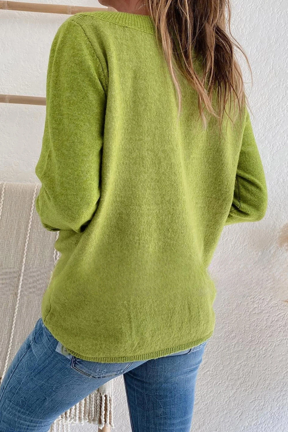绿色纽扣袢 V 领纯色毛衣 LC2723684