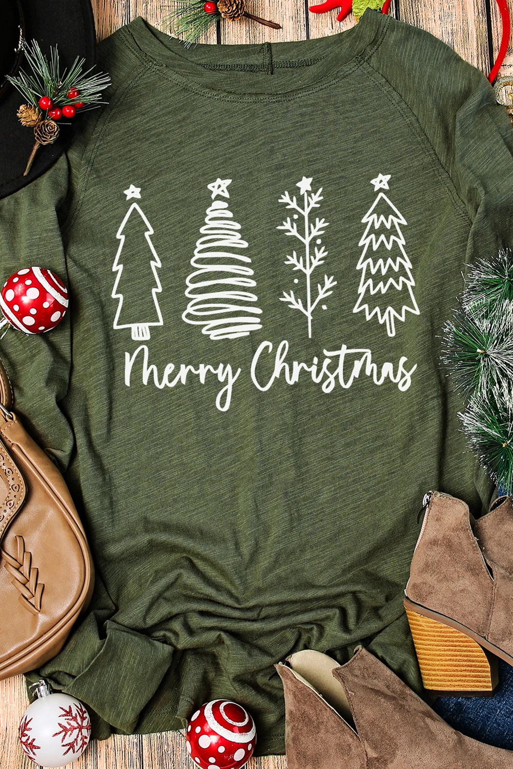 绿色圣诞树拇指孔袖图案 T 恤 LC25117021