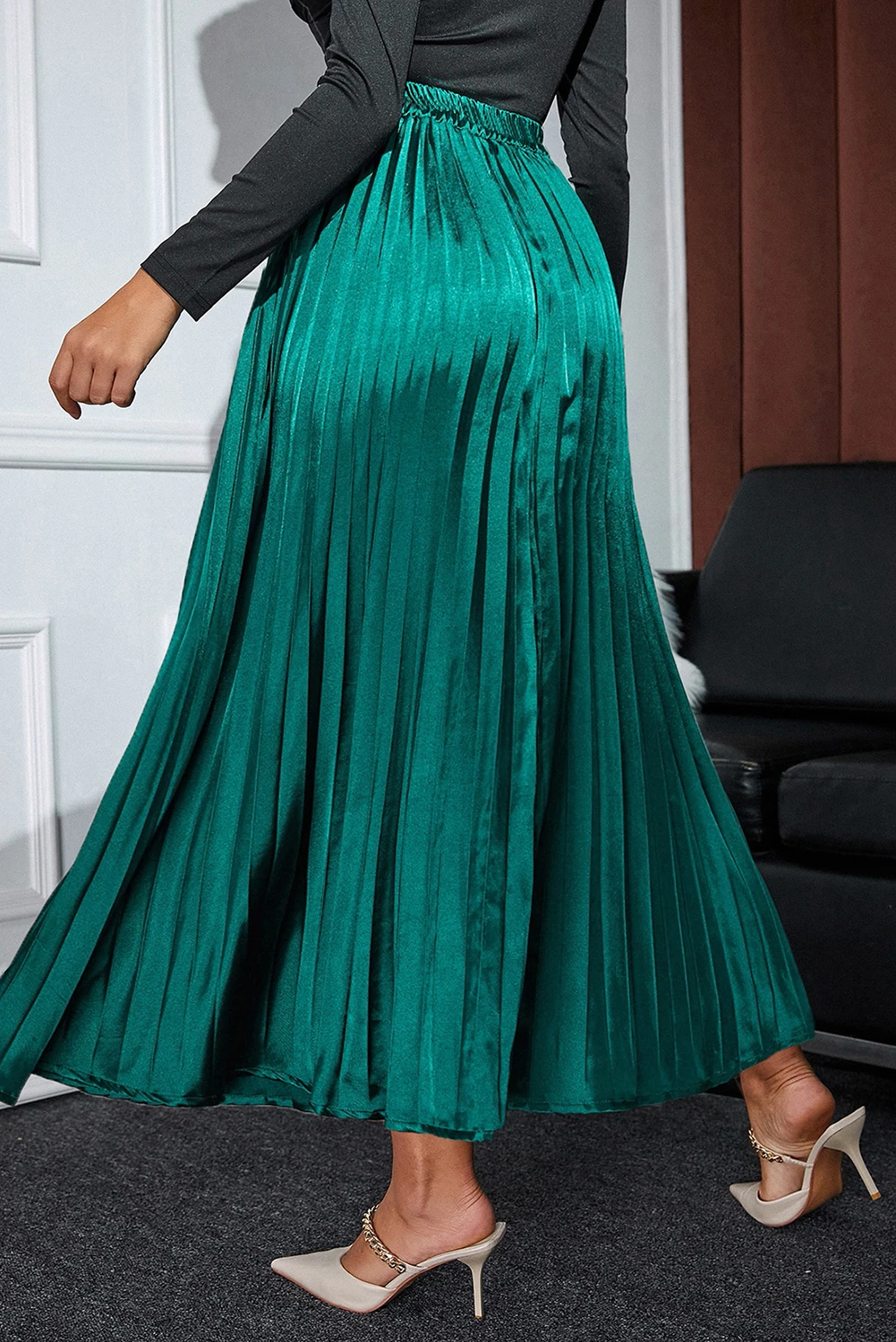 绿色缎面弹力腰百褶半身长裙 LC721579