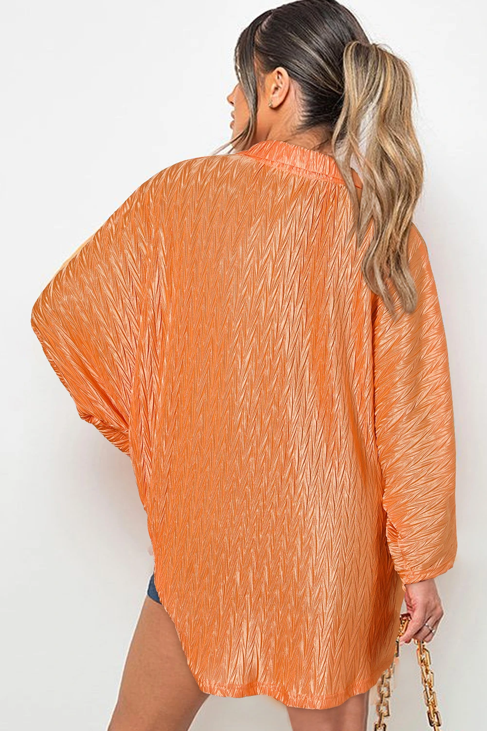 西柚橙纯色褶皱宽袖纽扣衬衫 LC2554176
