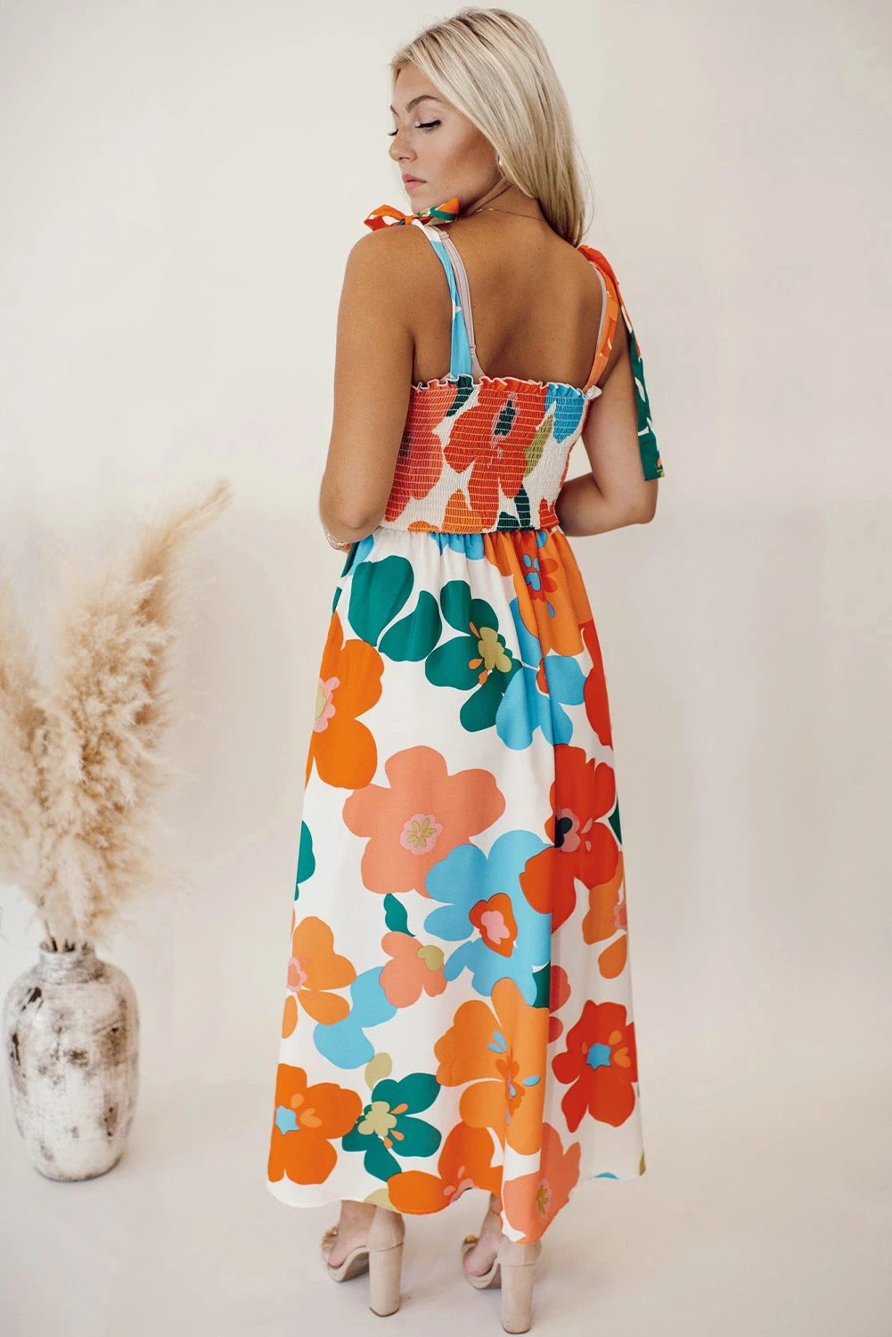 橙色花卉自系带缩褶半身长连衣裙 LC6119020