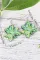 浅绿色圣帕特里克彩绘三叶草形状吊式耳环