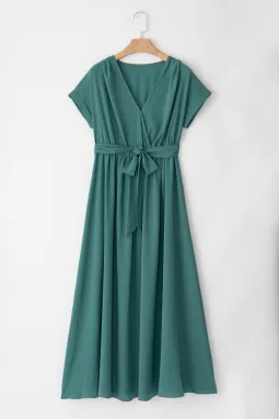 墨绿色纯色 V 领裹身百褶短袖超长连衣裙
