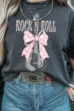 黑色 ROCK N ROLL 蝴蝶结吉他图案 T 恤