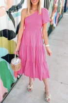 草莓粉色不对称泡泡袖褶皱衣身分层中长连衣裙