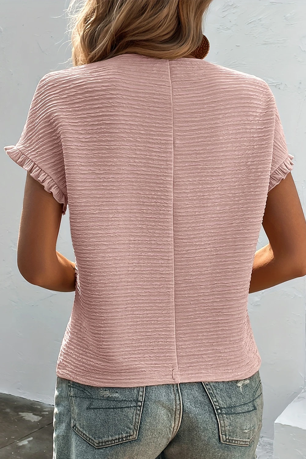 浅粉色纯色纹理荷叶边短袖衬衫 LC25127736