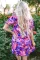 紫色花朵印花短泡泡袖荷叶边连衣裙