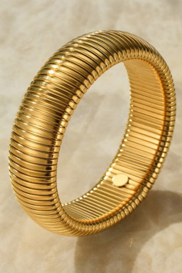 金色纹理条纹镀钛钢粗手镯