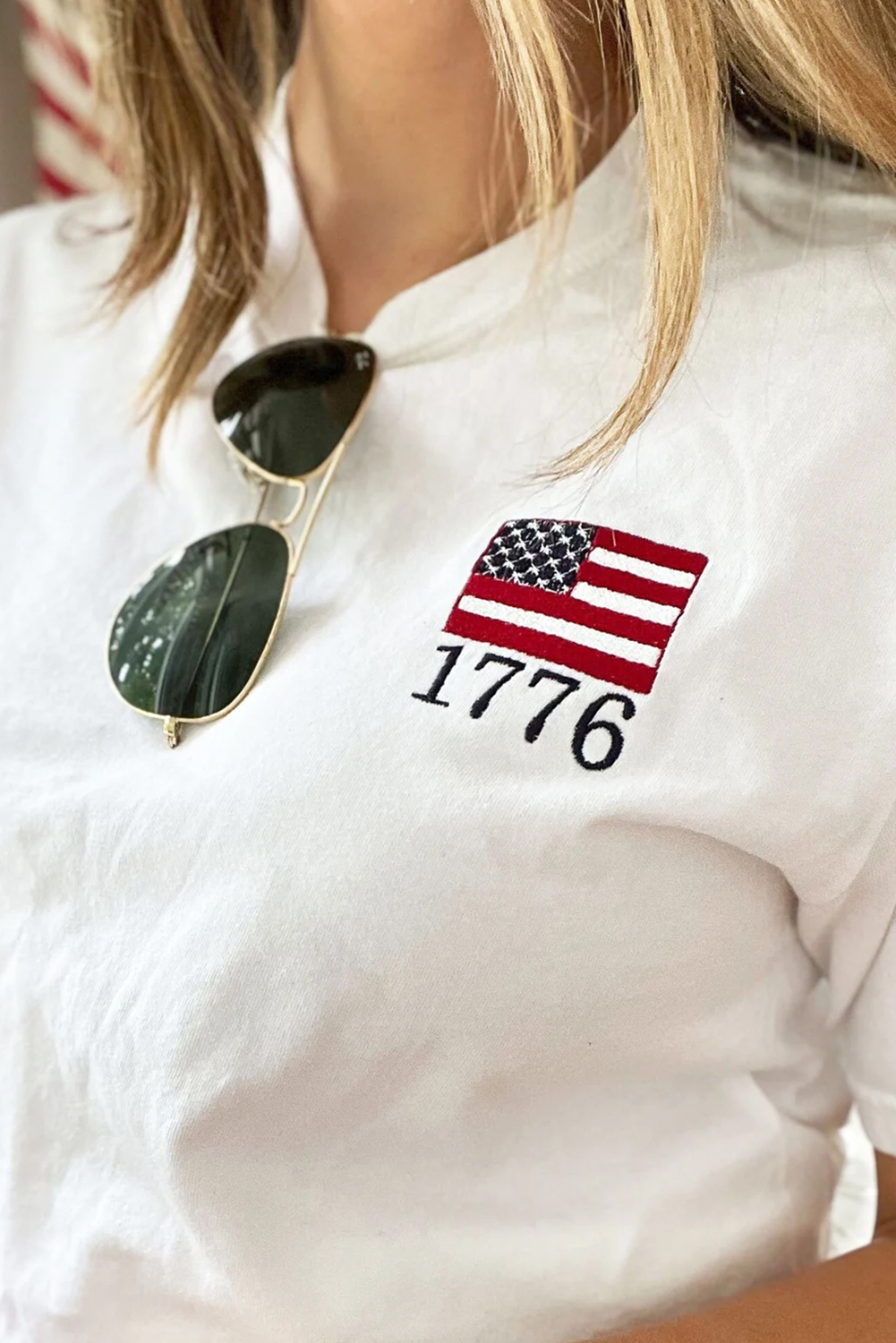 白色阿美旗1776刺绣图案机组人员脖子T恤 LC25228943
