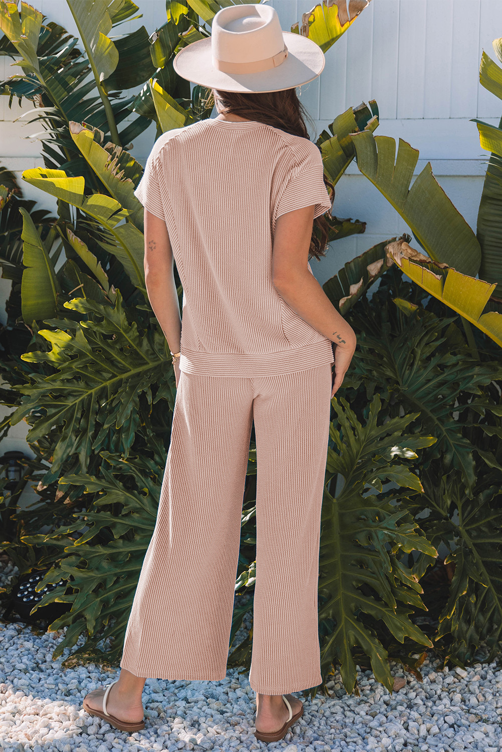 烟灰色纯色凸纹针织短袖T恤+阔腿裤套装 LC626736