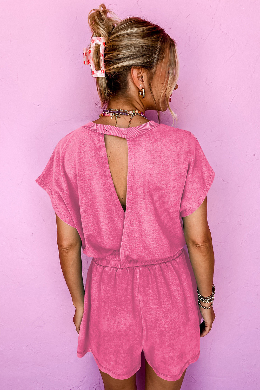 Bonbon Mineral Wash束带腰部空心后部短袖romper LC6413848