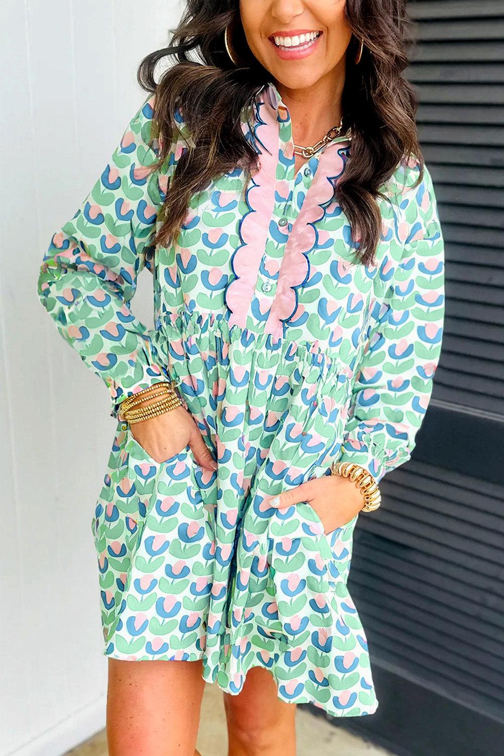 绿色花卉印花凹口颈扇形细节长袖迷你连衣裙 LC6125899