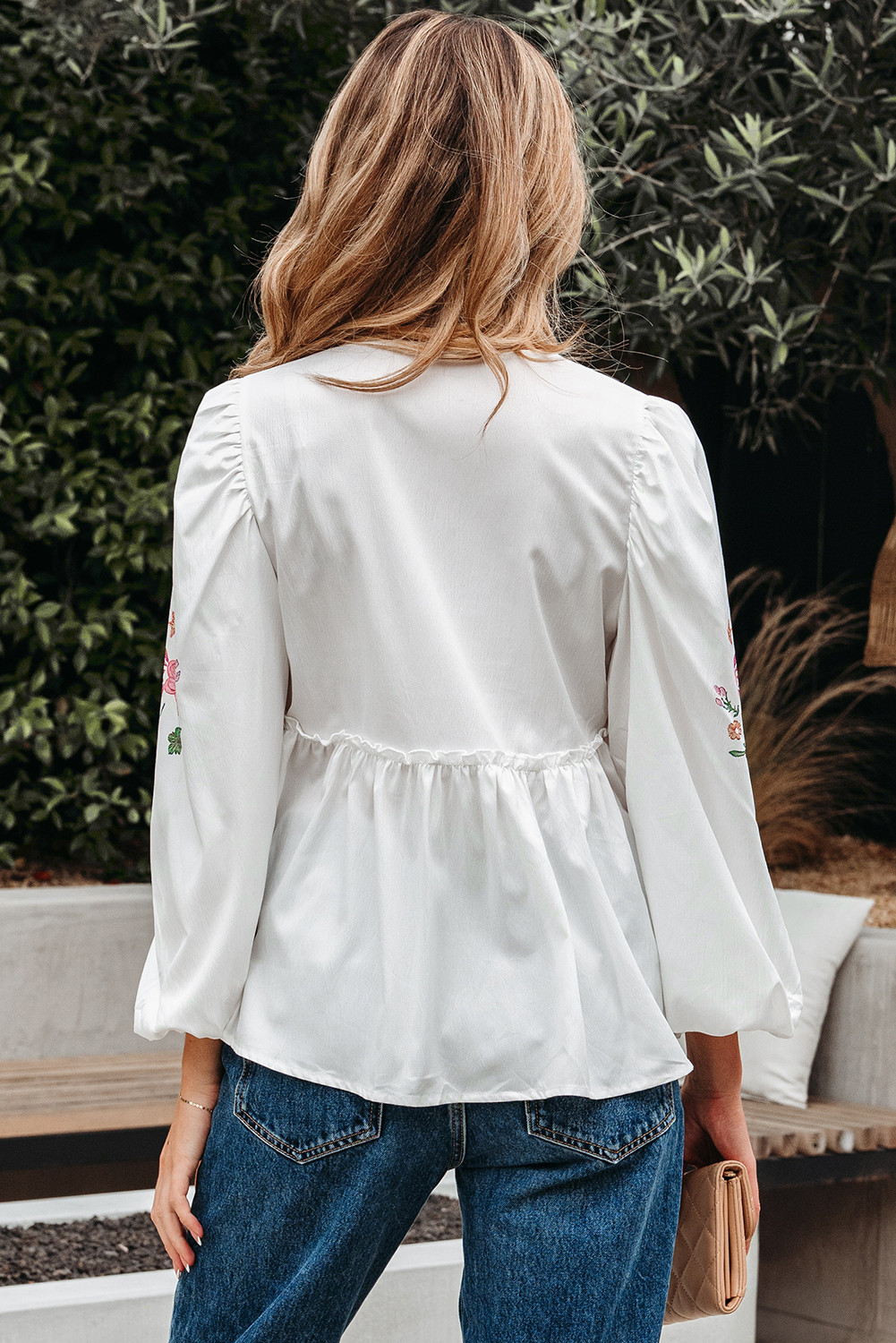 白花蕾丝v脖子babydoll上衣 LC25132748