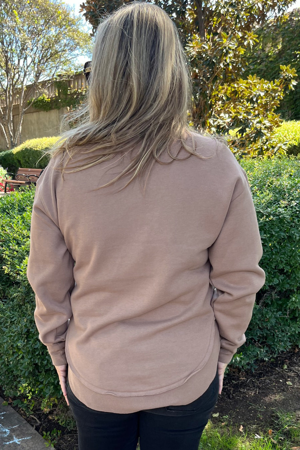 黑色卡其色gobble字母图形感恩节换档运动衫 LC25319923