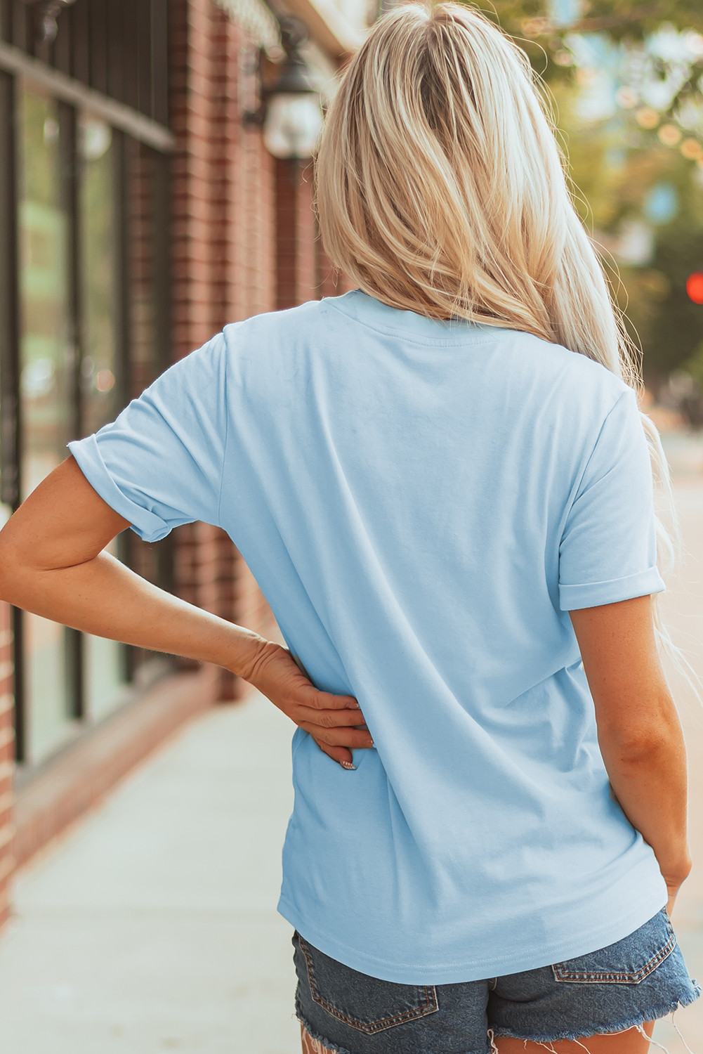 浅蓝色欢呼游戏日元素亮片修补T恤 LC25229665