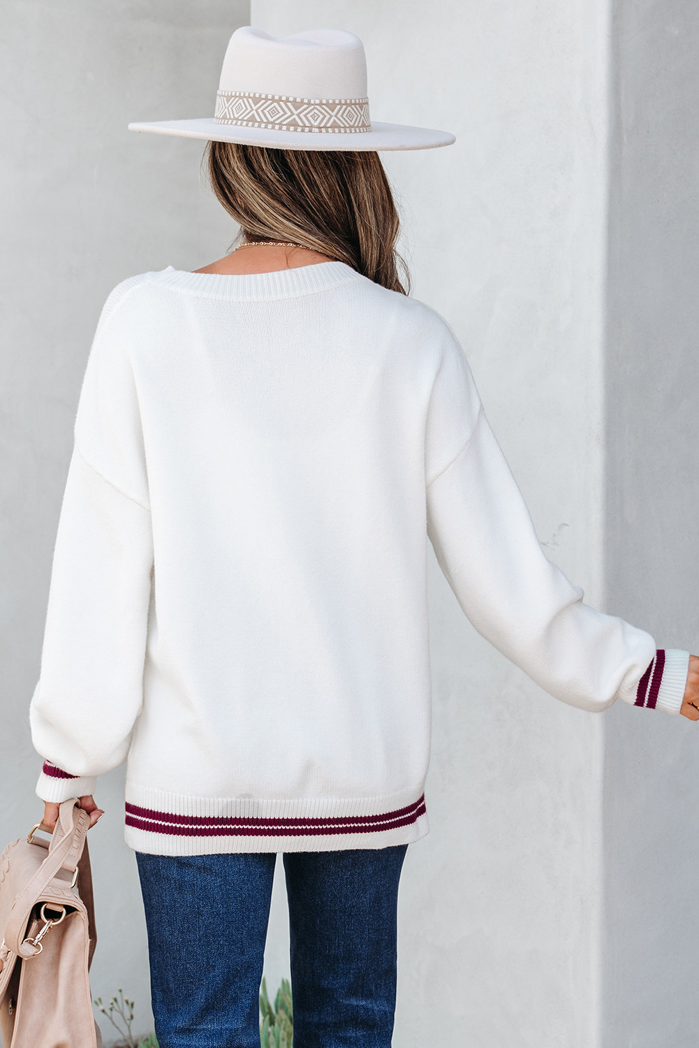 白色看到你牛仔刺绣西方图形毛衣 LC2726696