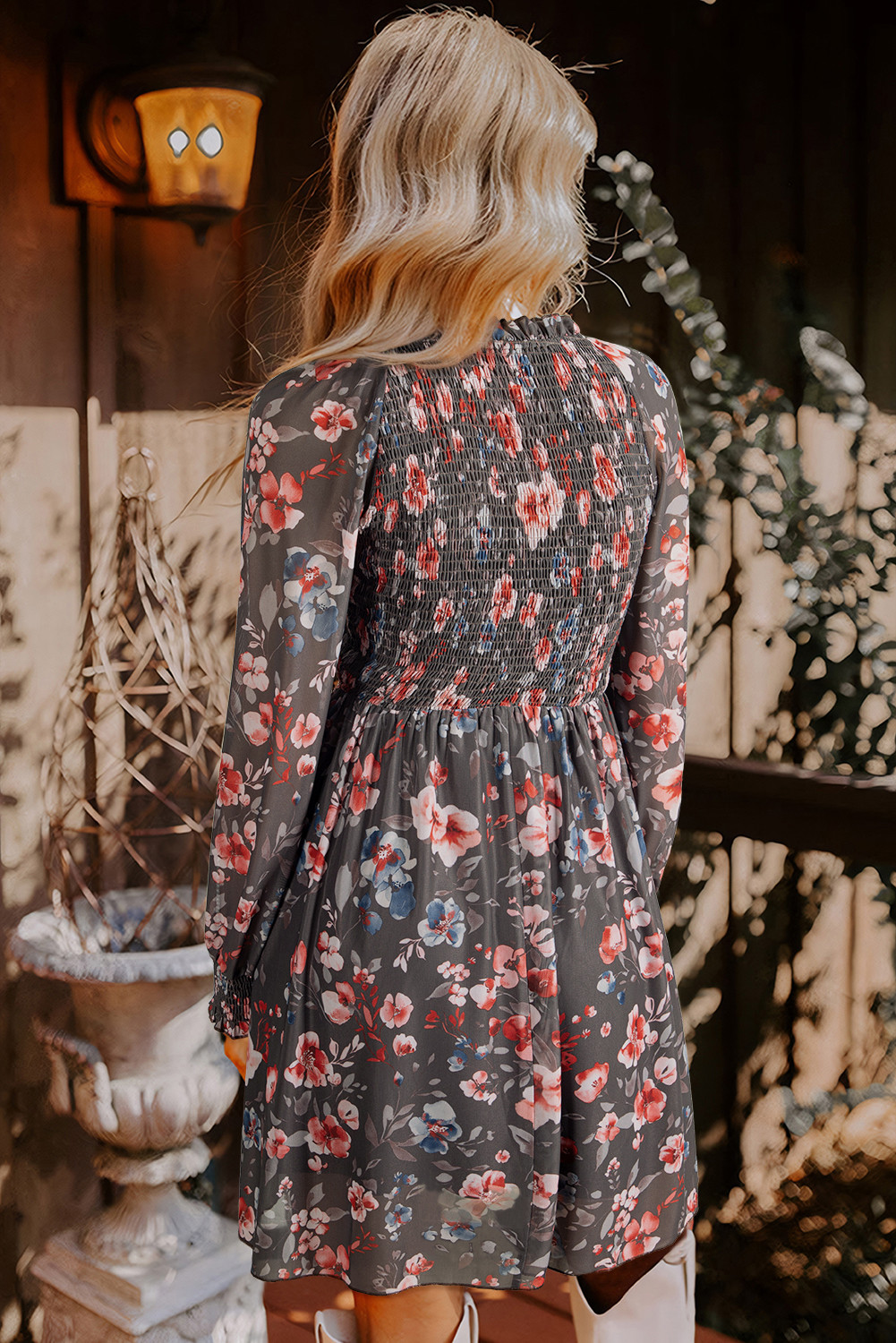 棕色的frilly smocked紧身胸衣花网长袖迷你连衣裙 LC6125873