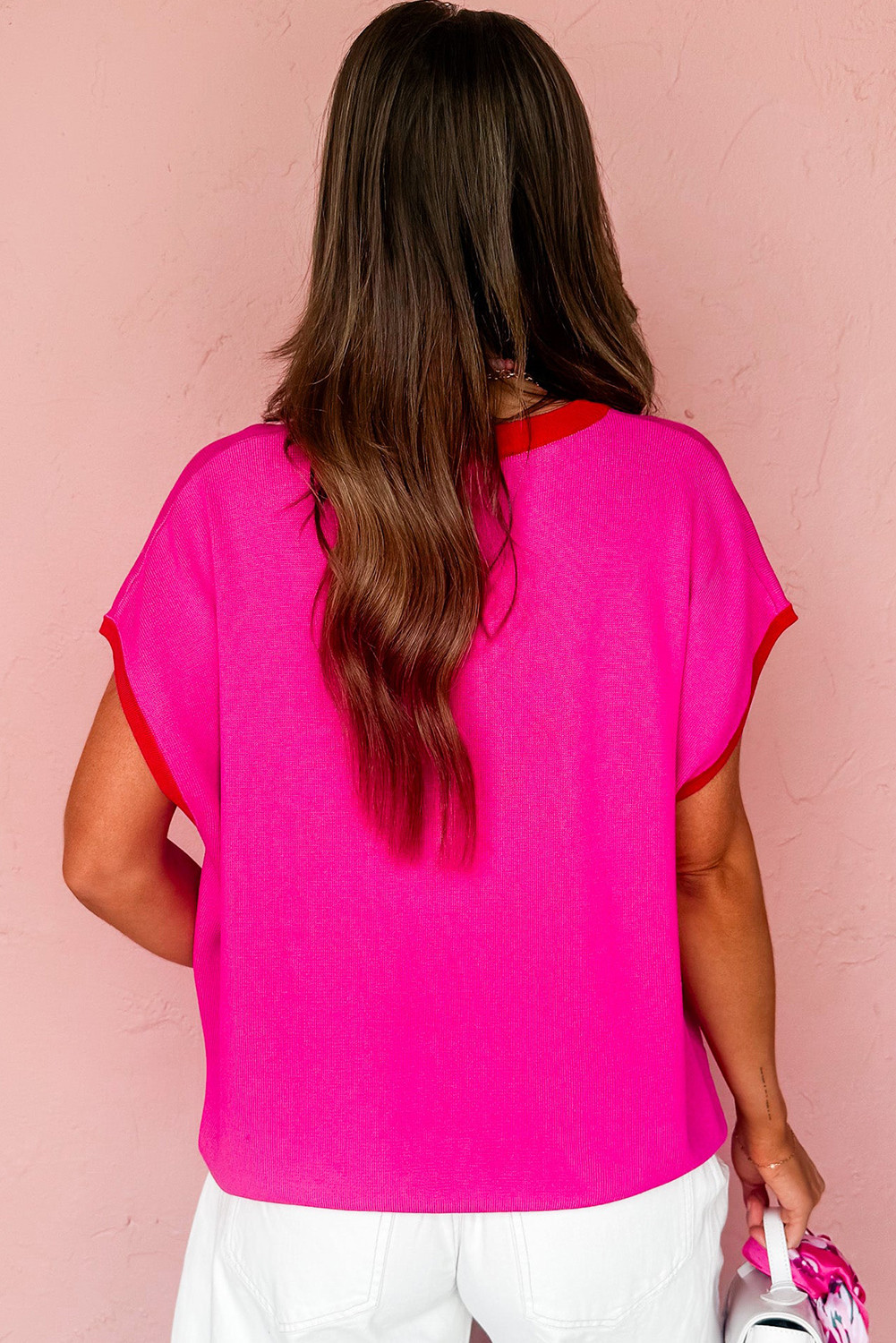 玫瑰红色对比度衬里圆颈部短袖松散的针织毛衣 LC2771098