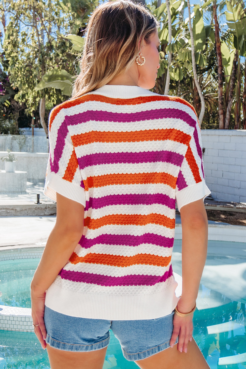 玫瑰条纹v颈部短袖毛衣和侧缝 LC2726108