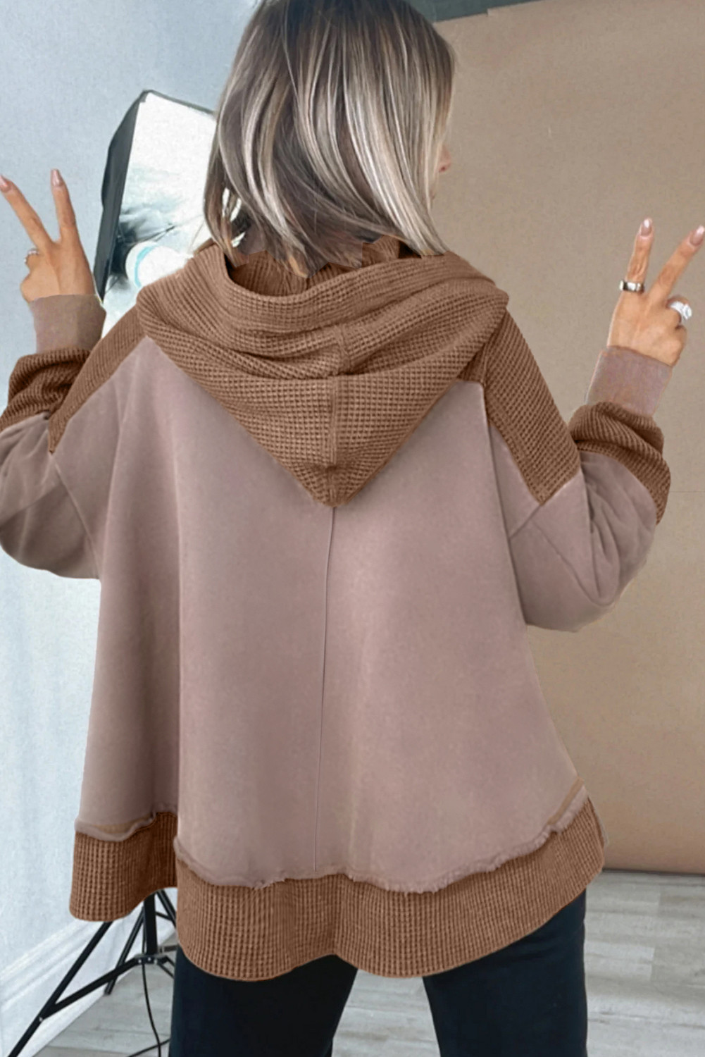 山羊大廓形华夫格拼接露缝休闲连帽衫 LC25320188