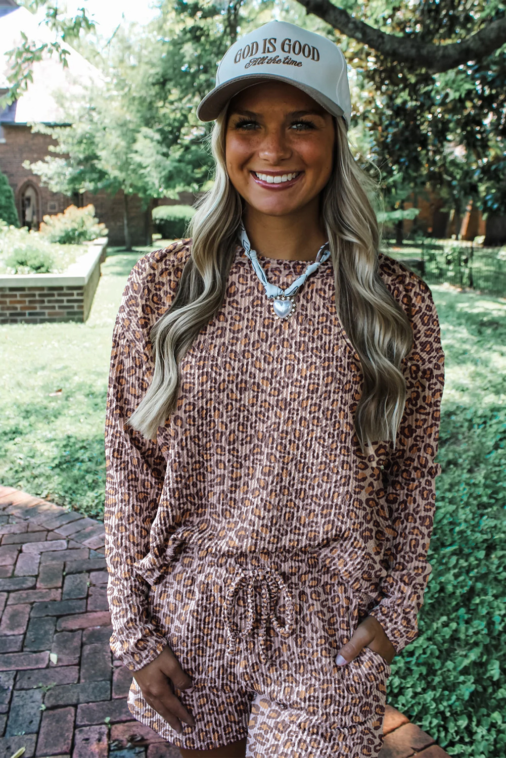 卡其色豹纹罗纹长袖上衣抽绳短裤 2 件套 LC628416