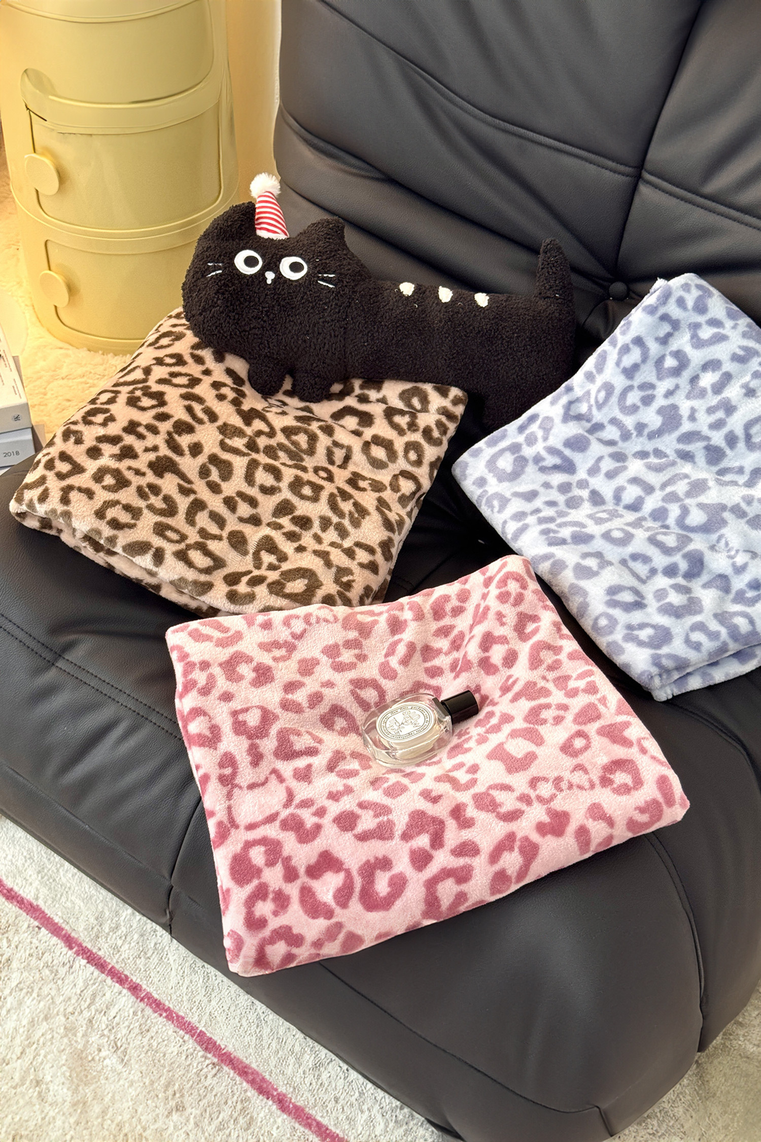 粉色时尚豹纹毛绒羊毛毯 BH051534