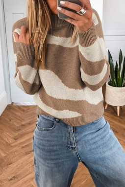 深卡其色抽象印花罗纹饰边小高领别致毛衣