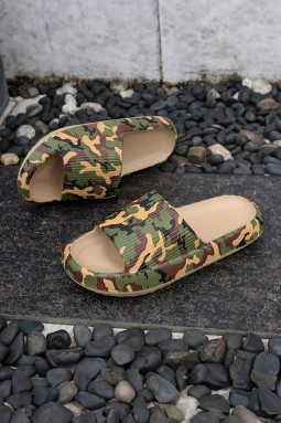 黑绿迷彩防滑厚底户外拖鞋