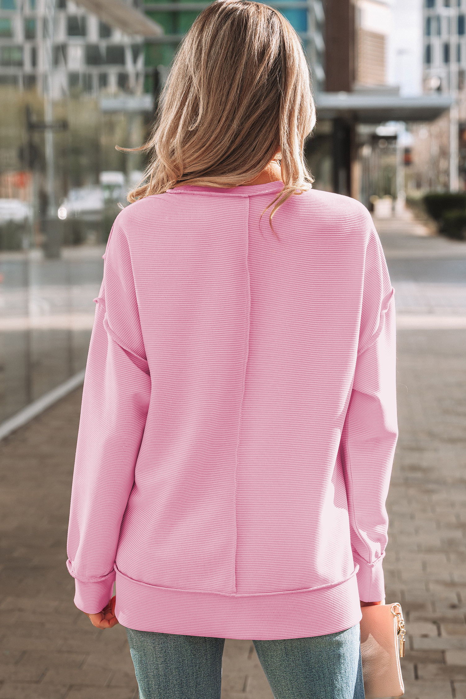 粉色水平罗纹外露接缝细节落肩宽松套头衫 LC25134965