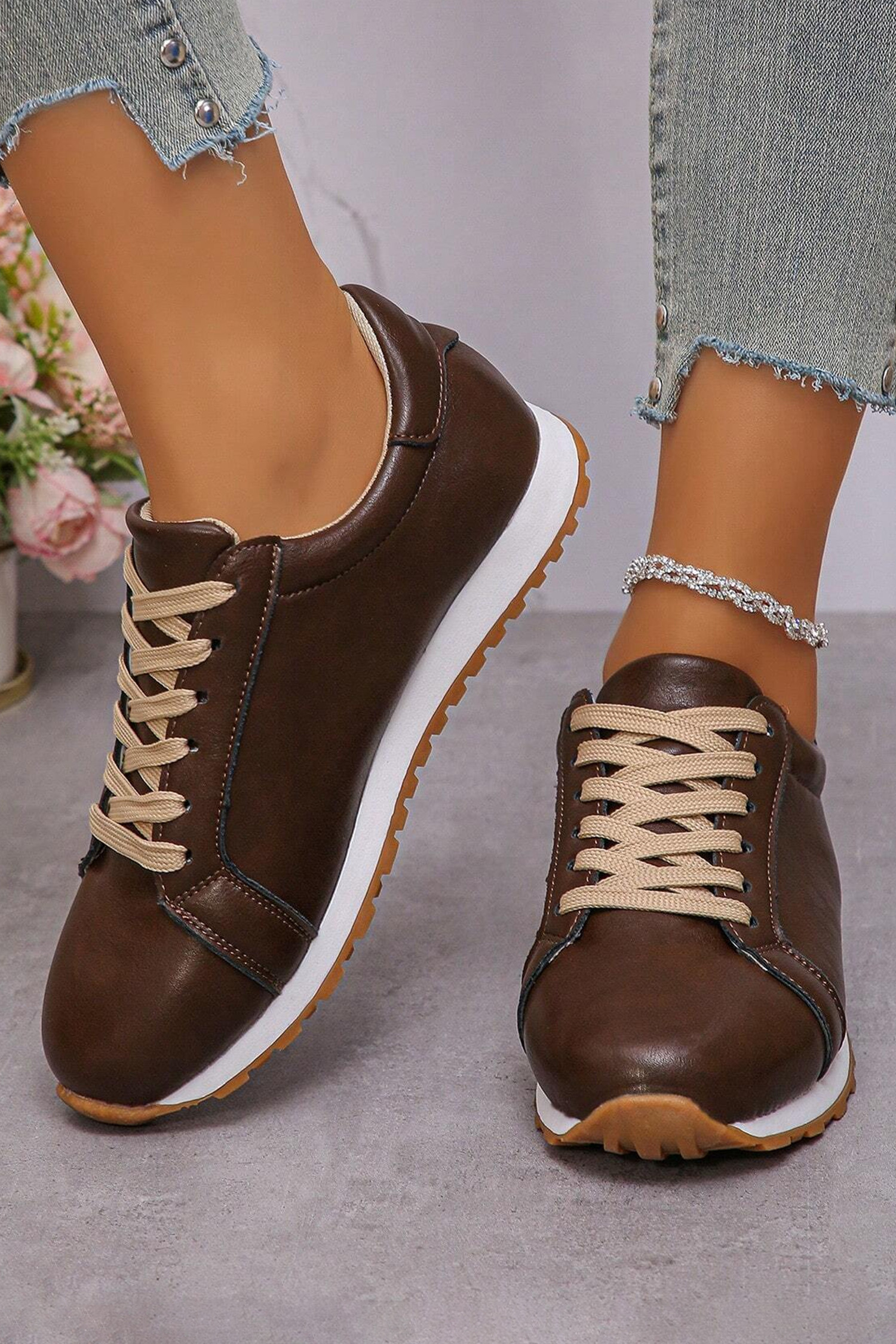 咖啡色 PU 皮革系带时尚运动鞋 BH024160